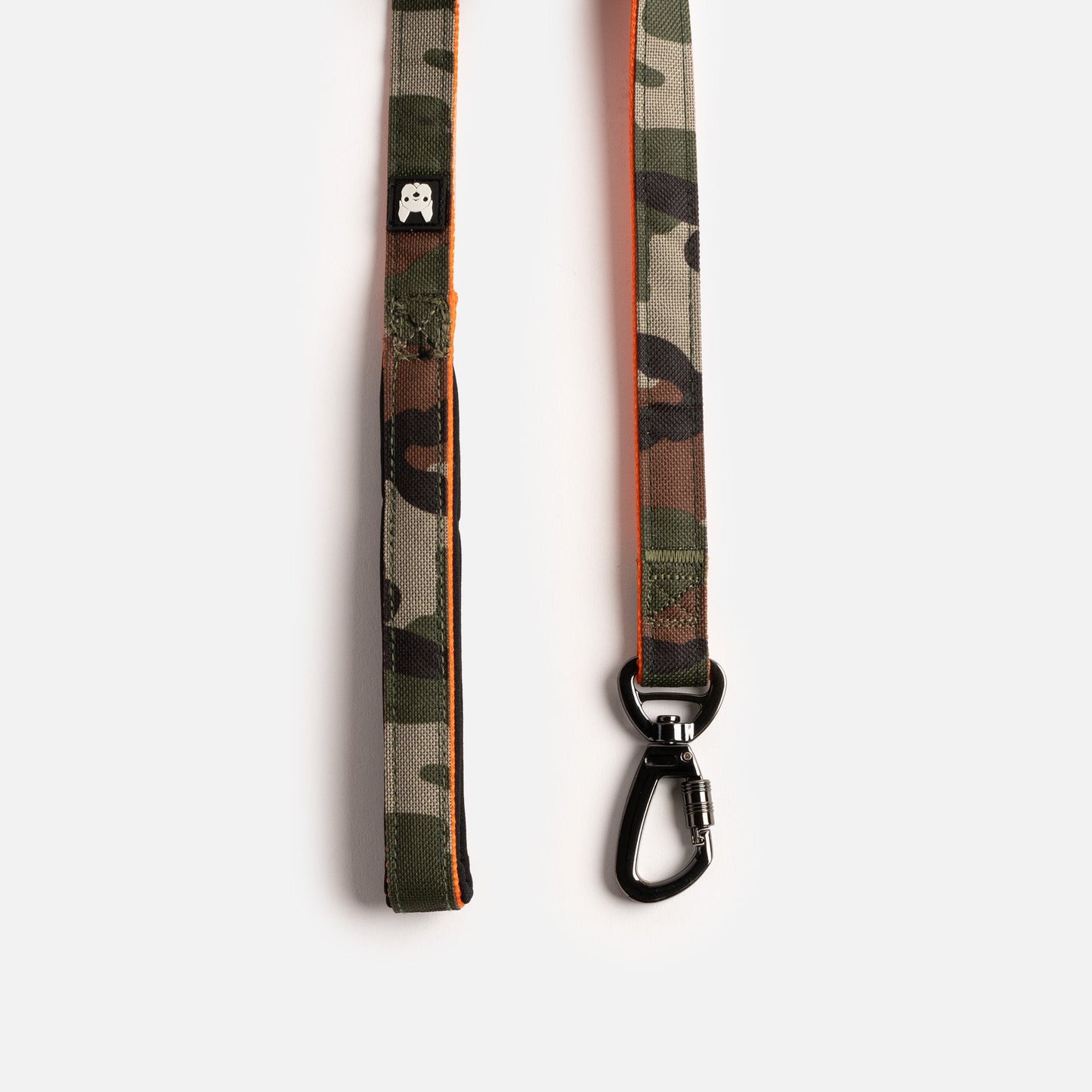 Camo Commander: The Paw-fect Poplin Leash for Stealth Walks