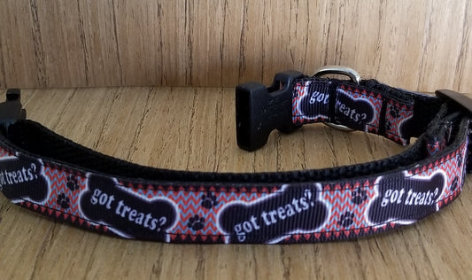 Small “Got Treats?” Dog Collar and Leash – Durable, Stylish, and Built to Last!