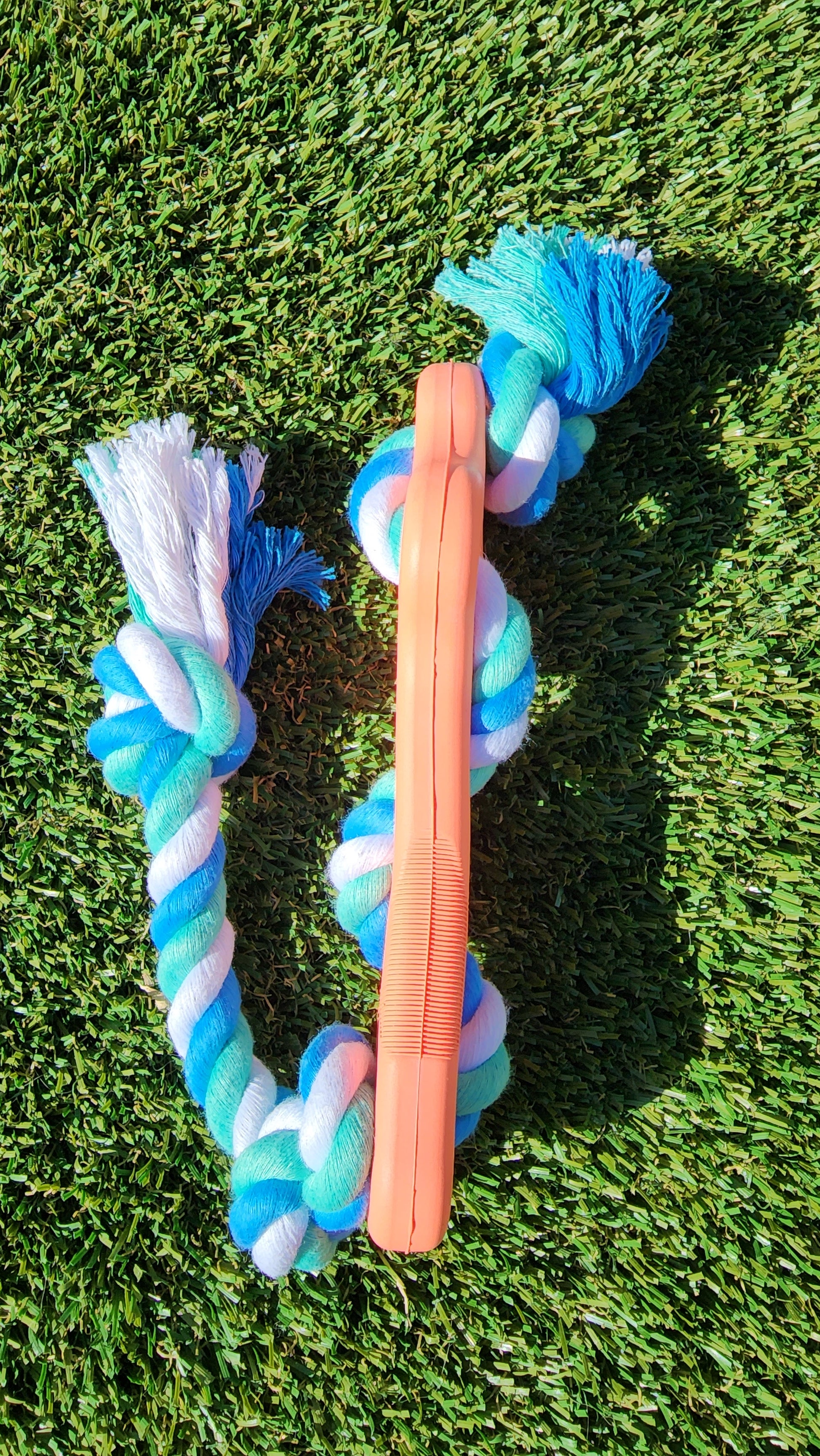 Rubber Bone with Rope – Interactive Chew Toy for Dogs