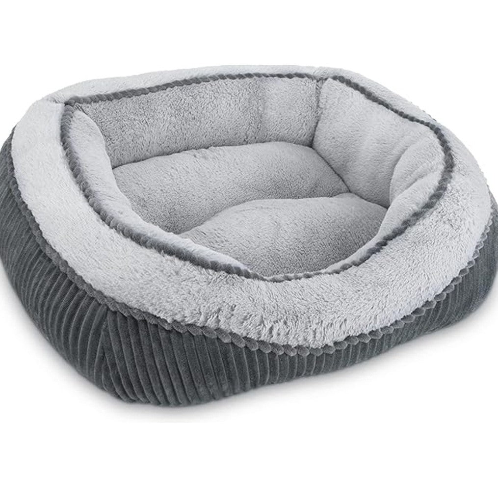 All-season pet bed for dogs and cats, year-round home comfort