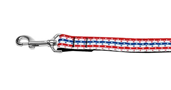 Stars and Stripes adjustable nylon dog collar with quick-release buckle